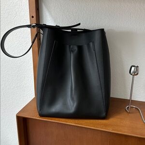 Everlane Studio Bag